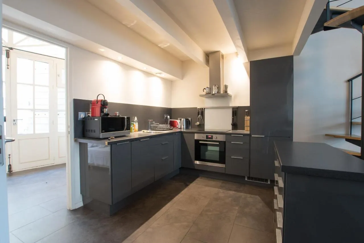 Divonne - Loft Cosy Avec Jardin Partage Apartman Arles Franciaország